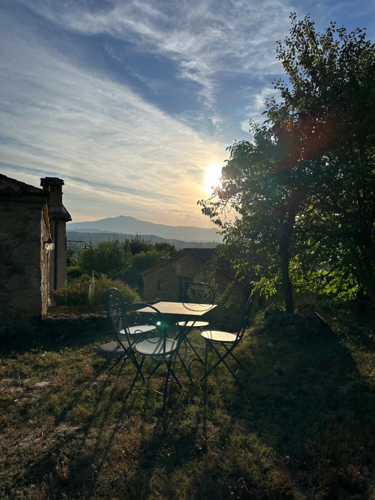 Appartamento Casa Mae Sarteano Esterno foto
