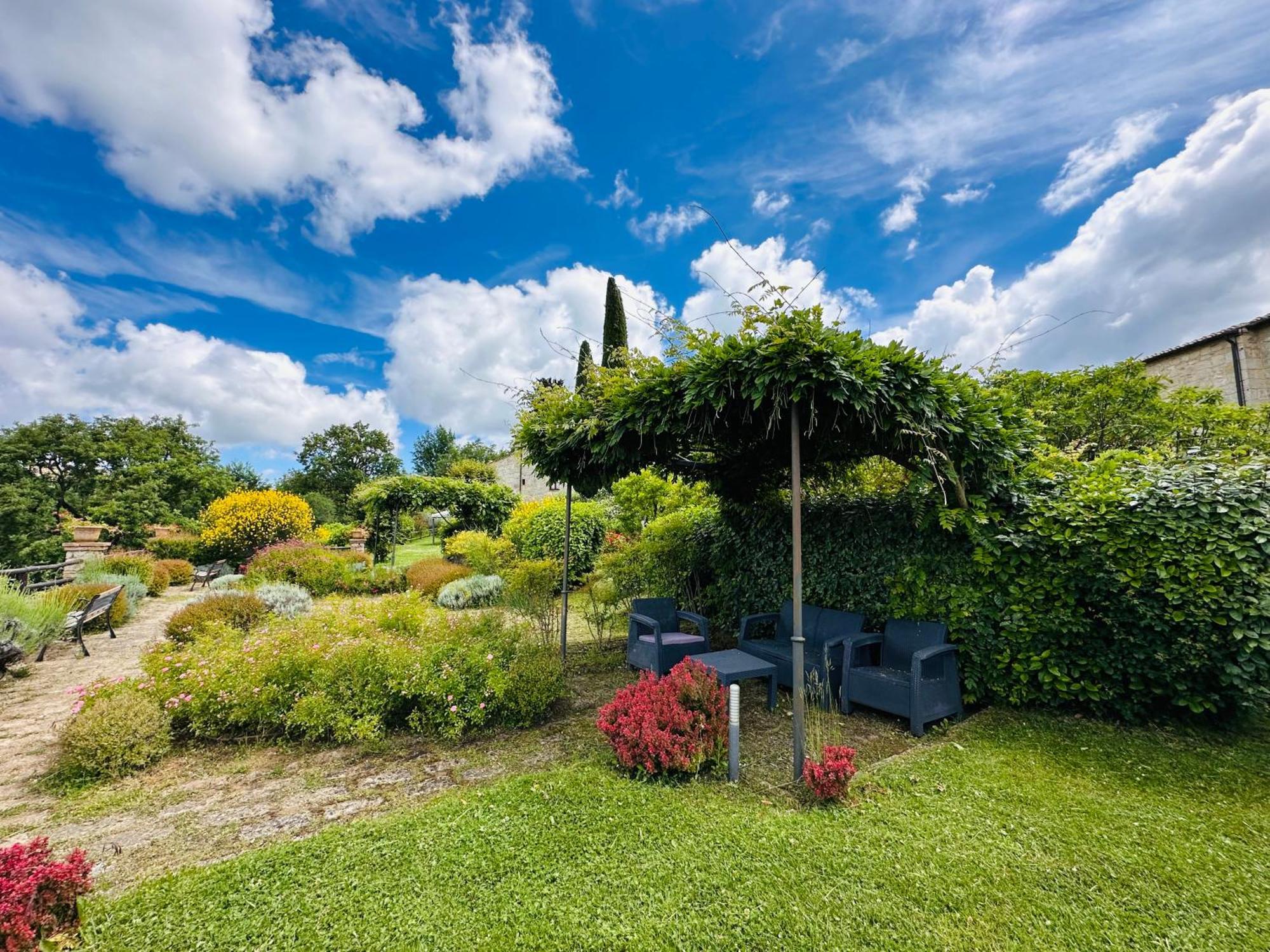 Appartamento Casa Mae Sarteano Esterno foto